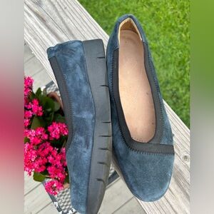 Clarks Artesian Daelynn Hill Women's Blue Suede Wedge Shoes Size 7